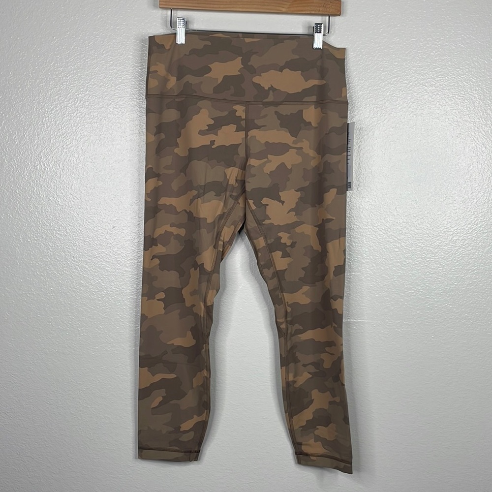 *NWT* Lululemon Align High Rise Leggings 25" - Size 14